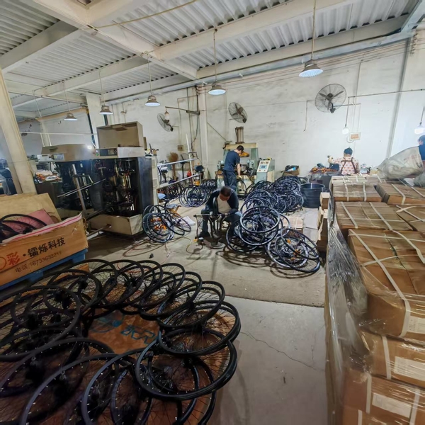 QINGDAO BESTRIDING SPORTS CO.,LTD manufacturer production line