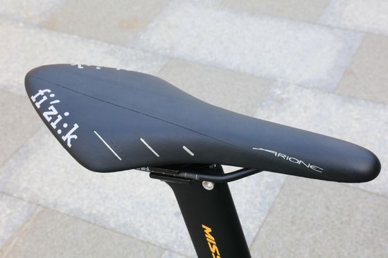 Carbon Fiber Rim Material Road Bike Perfect Combination Of Strength And Speed