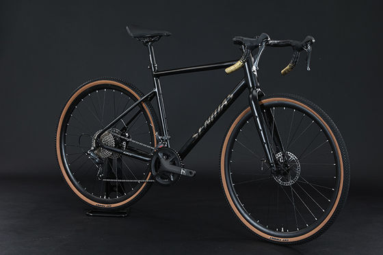 Ordinary Pedal Thru-axle 700*40C Hydraulic Disc Brakes Gravel Bike with Hidden Cables