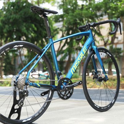 700C Hard Frame Road Bicycle 18 Speed Aluminum Alloy Frame Material 10.5 kg Weight