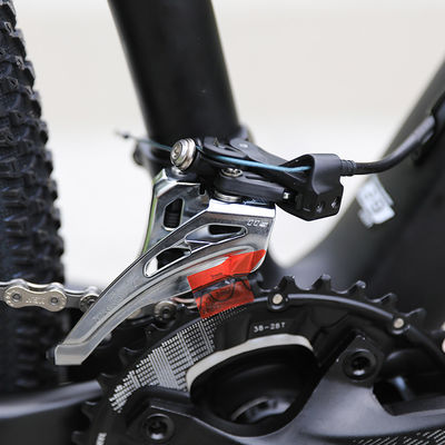 29 Inch Mountain Bike with 22 Speed Carbon Fiber Front Fork and Hydraulic Disc Brakes