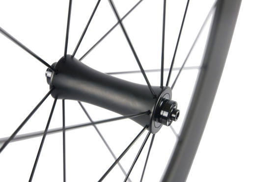 25mm Width 50mm Depth Road Bike Tubeless Carbon Wheel Set 38C-25-R7 and Customization
