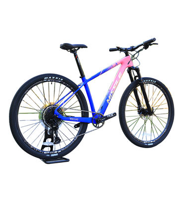 Ordinary Pedal 29 Inch Carbon Fiber Mountain Bike for Mountain Riding Experience