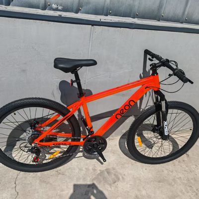 Disc Brake sports bike featuring alloy frame handlebar built for endurance cycling and smooth control on challenging road surfaces